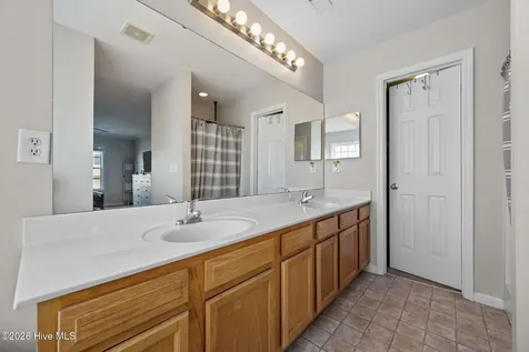 202 Bonanza Drive Richlands NC 28574