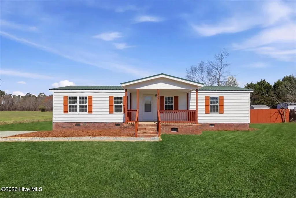 2339 Grover Hardee Road Winterville NC 28590