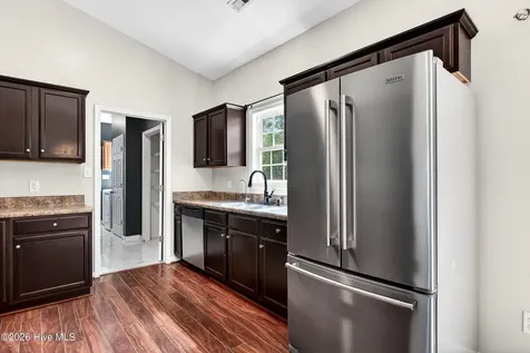 112 Lilac Lane Richlands NC 28574