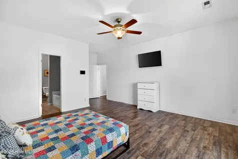 112 Lilac Lane Richlands NC 28574
