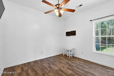 112 Lilac Lane Richlands NC 28574