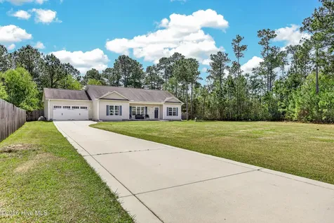 112 Lilac Lane Richlands NC 28574