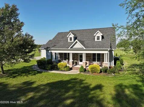 176 Quarter Horse Loop Hertford NC 27944