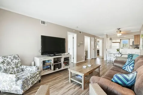 400 Virginia Avenue Carolina Beach NC 28428