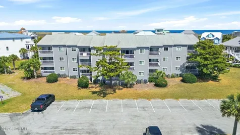 400 Virginia Avenue Carolina Beach NC 28428