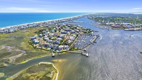 400 Virginia Avenue Carolina Beach NC 28428