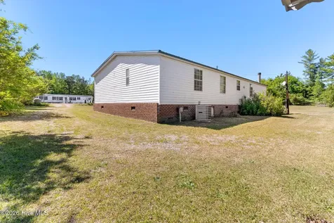 4652 Faith Baptist Church Road Pinetops NC 27864