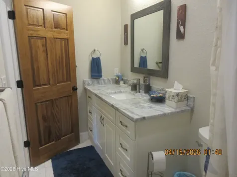 141 W Mobile Road Harbinger NC 27941