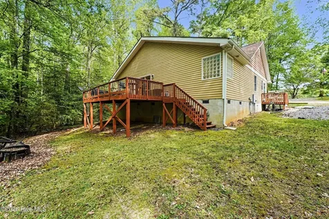 96 Holly Circle Henderson NC 27537