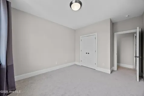 2 N Artisan Drive Hampstead NC 28443