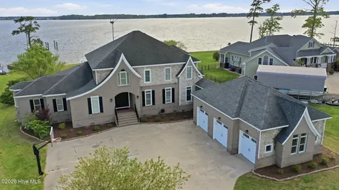 503 Pointe Vista Drive Elizabeth City NC 27909