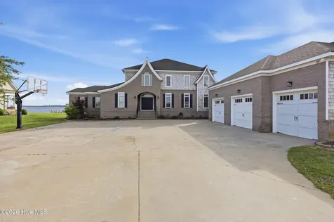 503 Pointe Vista Drive Elizabeth City NC 27909