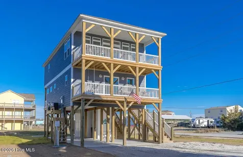 1502 Wahoo Street North Topsail Beach NC 28460