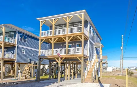 1502 Wahoo Street North Topsail Beach NC 28460