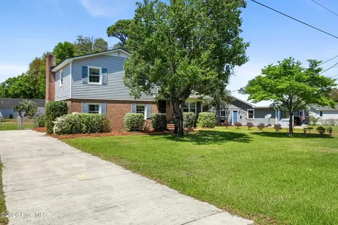 4925 Pleasant Oaks Drive Wilmington NC 28412
