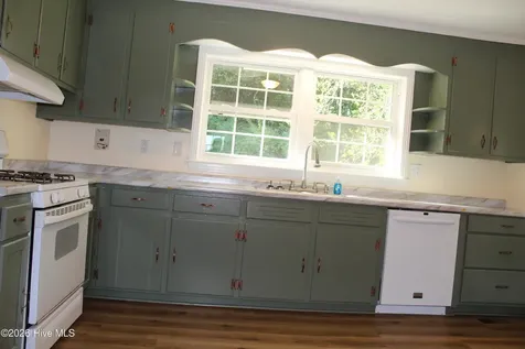 3049 Catherine Lake Road Richlands NC 28574