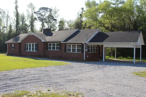 3049 Catherine Lake Road Richlands NC 28574