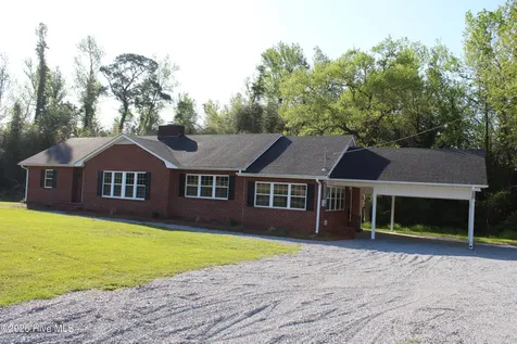 3049 Catherine Lake Road Richlands NC 28574