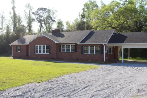 3049 Catherine Lake Road Richlands NC 28574