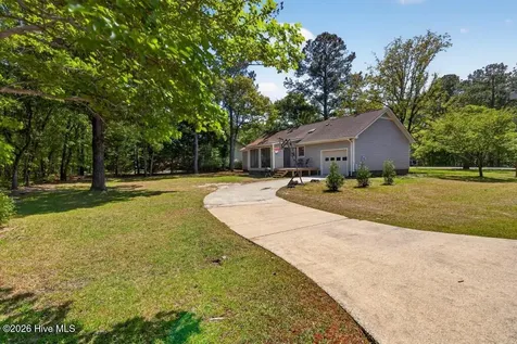 5801 Port Drive New Bern NC 28560