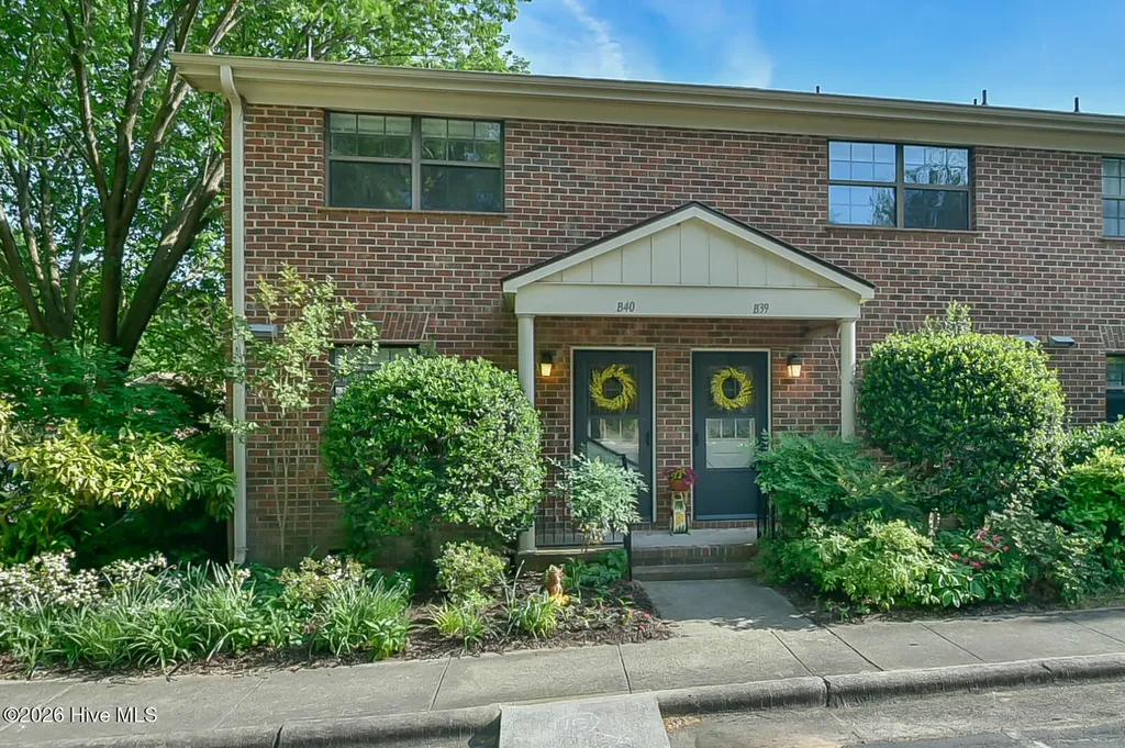 105 Fidelity Street Carrboro NC 27510