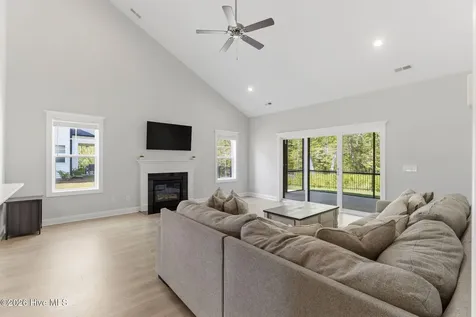 177 Tilloo Cut Way Hampstead NC 28443