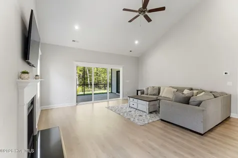 177 Tilloo Cut Way Hampstead NC 28443