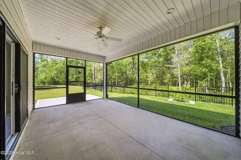 177 Tilloo Cut Way Hampstead NC 28443
