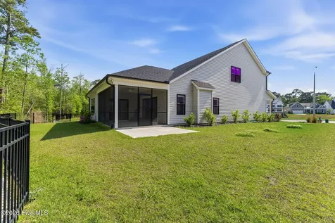 177 Tilloo Cut Way Hampstead NC 28443