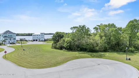 201 Seagrass Court Holly Ridge NC 28445