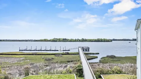 201 Seagrass Court Holly Ridge NC 28445