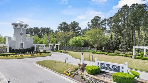 201 Seagrass Court Holly Ridge NC 28445