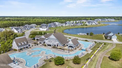 201 Seagrass Court Holly Ridge NC 28445