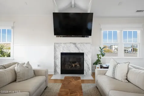 8 W Greensboro Street W Wrightsville Beach NC 28480