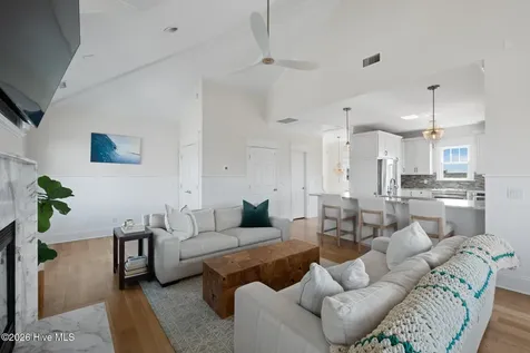 8 W Greensboro Street W Wrightsville Beach NC 28480