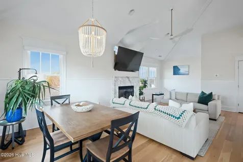 8 W Greensboro Street W Wrightsville Beach NC 28480