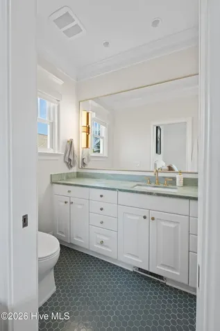 8 W Greensboro Street W Wrightsville Beach NC 28480