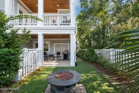 8 W Greensboro Street W Wrightsville Beach NC 28480
