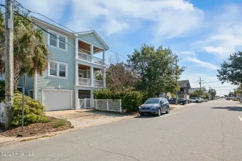 8 W Greensboro Street W Wrightsville Beach NC 28480