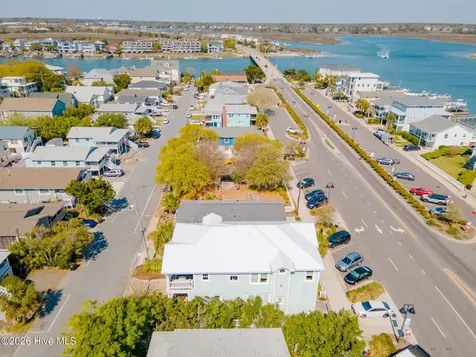8 W Greensboro Street W Wrightsville Beach NC 28480