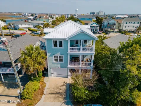 8 W Greensboro Street W Wrightsville Beach NC 28480