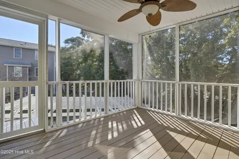 111 Cutlass Drive Surf City NC 28445