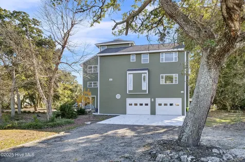 111 Cutlass Drive Surf City NC 28445