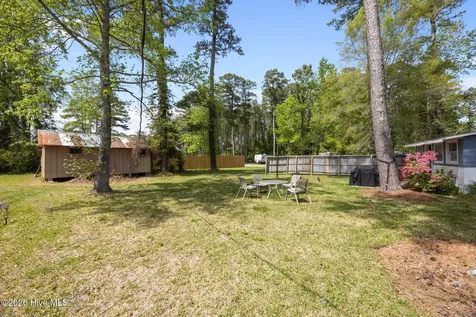 1103 Broad Street Extension Oriental NC 28571