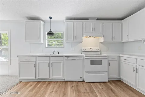 507 Mulligan Way SE Bolivia NC 28422