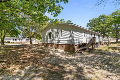 507 Mulligan Way SE Bolivia NC 28422