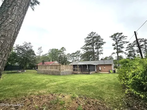 1018 Karen Drive New Bern NC 28562