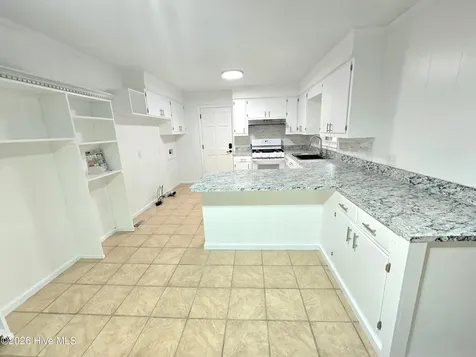 1018 Karen Drive New Bern NC 28562