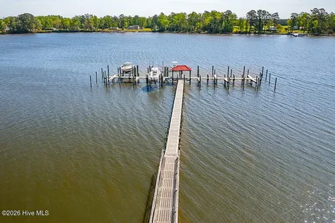 104 Anchorage Drive Havelock NC 28532