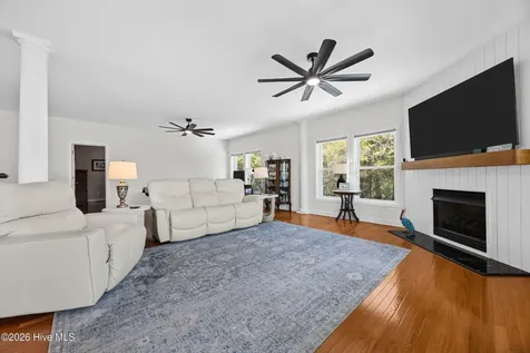 214 Pelican Walk Hampstead NC 28443